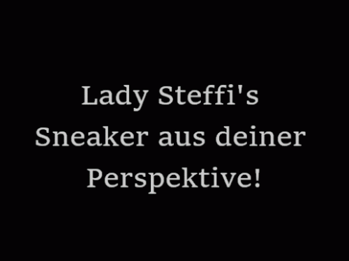Sklavenaussicht auf meine Sneaker