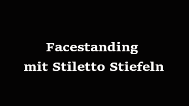 Facestanding mit Stiletto Stiefeln